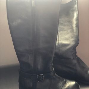 Kenneth Cole Reaction black tall boots!